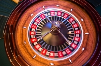 馬丁格勒輪盤賭算法