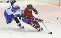 手機玩mg冰球突破豪華版遊戲技巧，擺脫五個冰球爆分真的很犀利